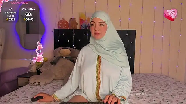 Snapshot of Dana-Alabi chatting on February 12, 2026, 12:33 pm Dana-Alabi online show from February 12, 2026, 12:33 pm