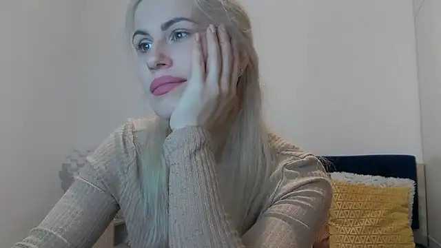 Snapshot of Lika_Soul chatting on November 23, 2025, 3:56 pm Lika Soul online show from November 23, 2025, 3:56 pm