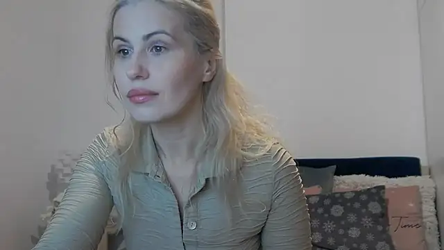 Snapshot of Lika_Soul chatting on January 11, 2026, 4:23 pm Lika Soul online show from January 11, 2026, 4:23 pm