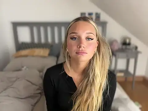 Snapshot of vicidream chatting on September 8, 2025, 4:06 pm vicidream online show from September 8, 2025, 4:06 pm