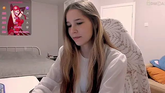 ValerieBubbles online show from November 12, 2025, 7:46 pm