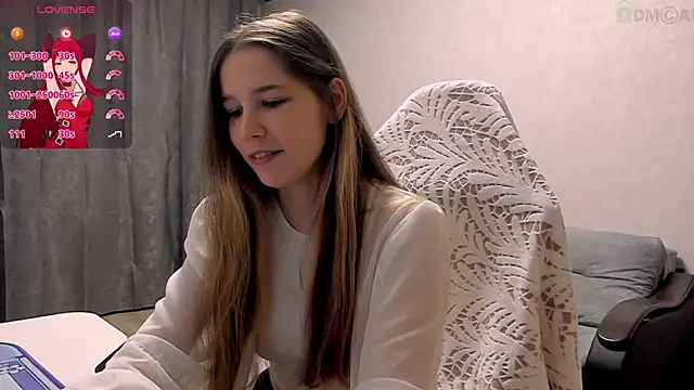 ValerieBubbles online show from December 19, 2025, 8:27 pm