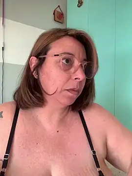 LupeLok online show from October 28, 2025, 4:53 pm