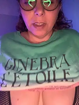 LupeLok online show from November 22, 2025, 1:59 am