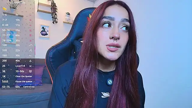 ViolethRosse online show from October 24, 2025, 5:09 pm