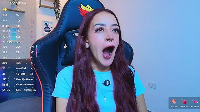 ViolethRosse online show from November 26, 2025, 7:48 pm