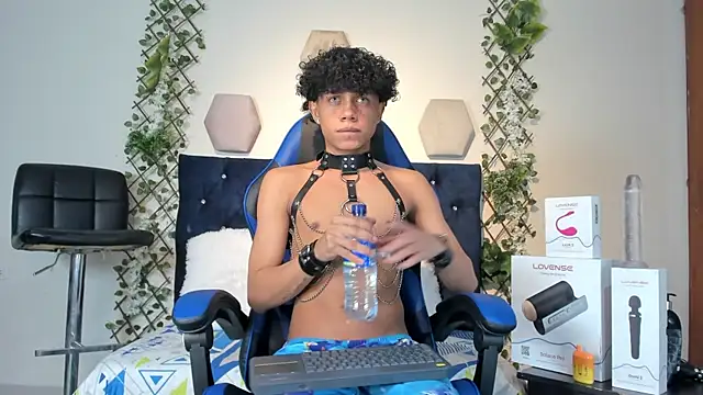  taylor black online show from November 6, 2025, 12:33 am