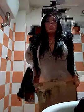 Snapshot of ASSERINAAA chatting on November 9, 2025, 10:57 am ASSERINAAA online show from November 9, 2025, 10:57 am