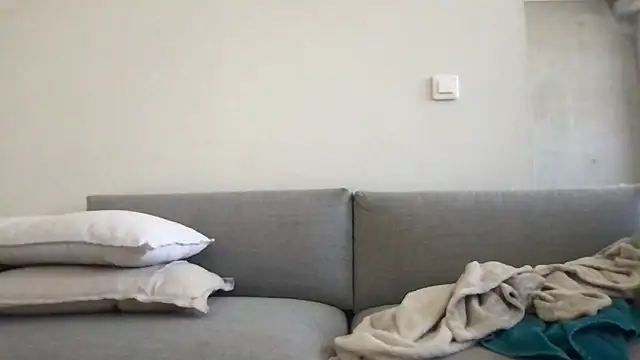 Snapshot of Zaak91190 chatting on March 9, 2026, 9:35 am Zaak91190 online show from March 9, 2026, 9:35 am