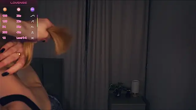 VeronaBench online show from November 10, 2025, 6:45 am