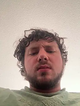 Snapshot of blueeyedman8 chatting on February 11, 2026, 7:08 pm blueeyedman8 online show from February 11, 2026, 7:08 pm