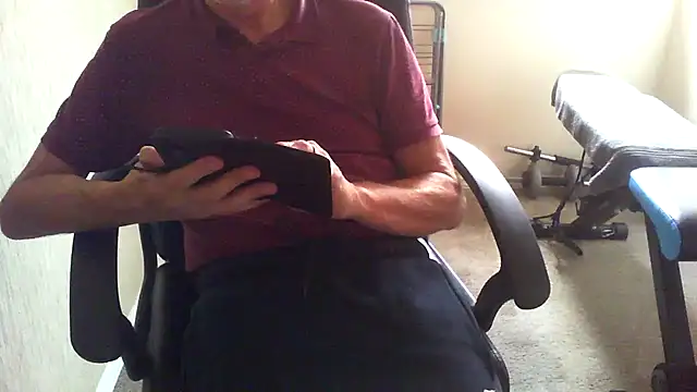 Snapshot of rogpb chatting on October 21, 2025, 11:00 am rogpb online show from October 21, 2025, 11:00 am