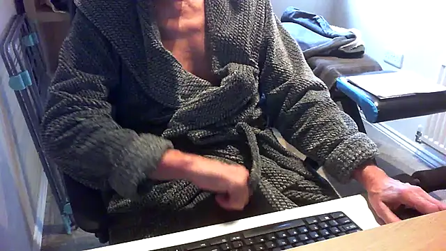 Snapshot of rogpb chatting on January 13, 2026, 9:47 am rogpb online show from January 13, 2026, 9:47 am