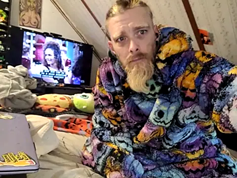 thejuicybacon online show from November 25, 2025, 11:10 am