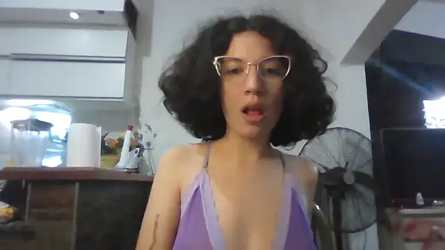 loliporomero online show from November 9, 2025, 3:49 am