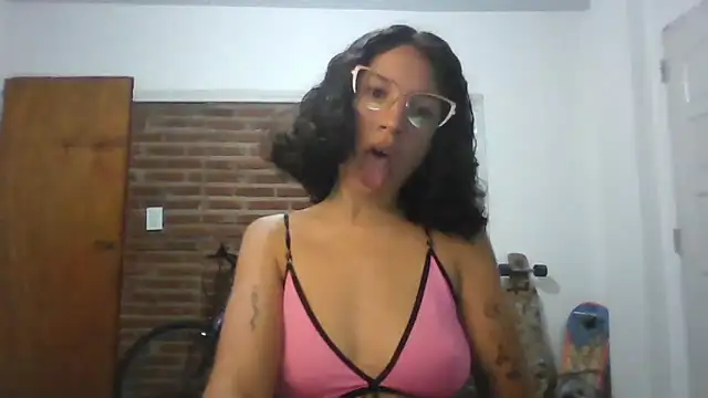 Snapshot of loliporomero chatting on January 6, 2026, 1:31 am loliporomero online show from January 6, 2026, 1:31 am