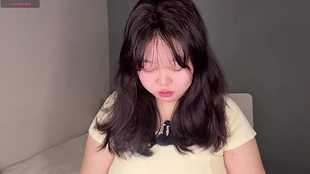 Kittenfishing online show from September 27, 2025, 2:33 pm