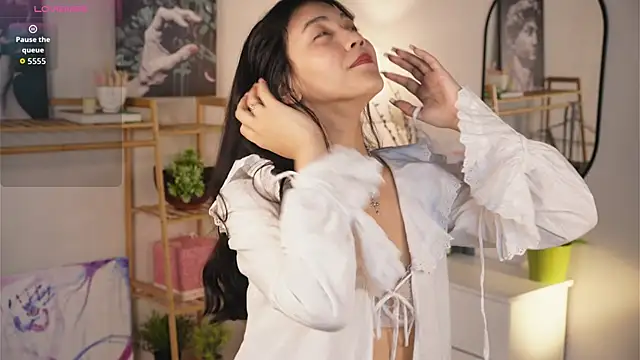 Snapshot of MoiraEger chatting on September 18, 2025, 4:09 pm MoiraEger online show from September 18, 2025, 4:09 pm