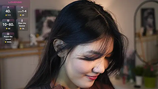 Snapshot of MoiraEger chatting on September 26, 2025, 5:06 pm MoiraEger online show from September 26, 2025, 5:06 pm