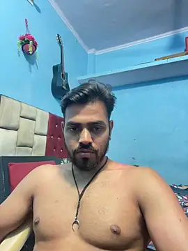 Snapshot of fireboyyyyy chatting on March 5, 2026, 12:01 pm fireboyyyyy online show from March 5, 2026, 12:01 pm