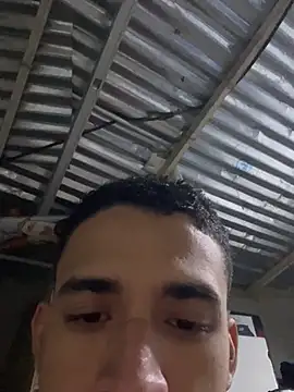 ikaro21 online show from February 5, 2026, 3:44 am