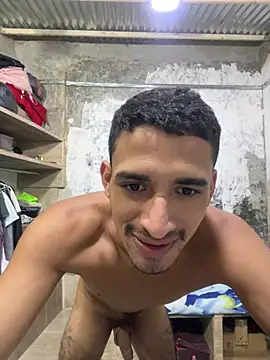 ikaro21 online show from February 8, 2026, 8:23 pm