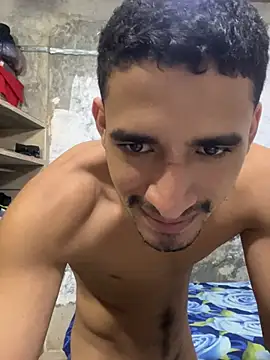 ikaro21 online show from February 12, 2026, 6:25 pm