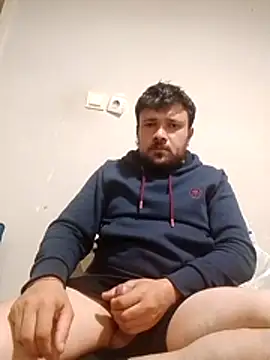 Snapshot of nihattttttttttttttt chatting on December 17, 2025, 9:10 pm nihattttttttttttttt online show from December 17, 2025, 9:10 pm