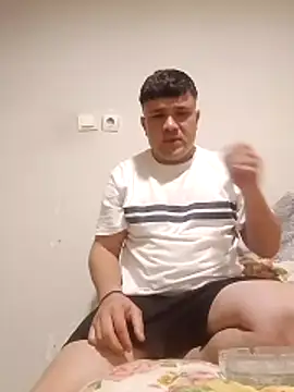 Snapshot of nihattttttttttttttt chatting on December 18, 2025, 7:09 pm nihattttttttttttttt online show from December 18, 2025, 7:09 pm