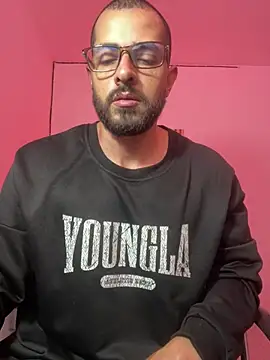 magnumchris online show from April 8, 2026, 1:22 pm