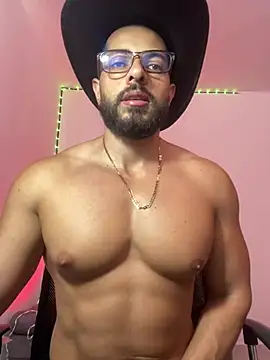 Snapshot of magnumchris chatting on May 23, 2026, 5:28 pm magnumchris online show from May 23, 2026, 5:28 pm