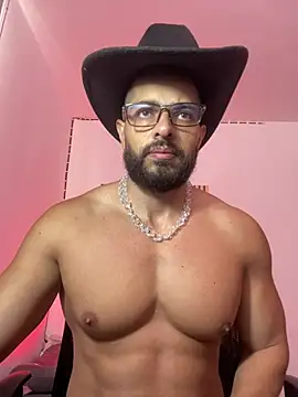 Snapshot of magnumchris chatting on May 30, 2026, 2:47 pm magnumchris online show from May 30, 2026, 2:47 pm