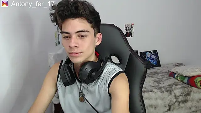 Snapshot of Rimuru17 chatting on February 16, 2026, 3:46 am Rimuru17 online show from February 16, 2026, 3:46 am