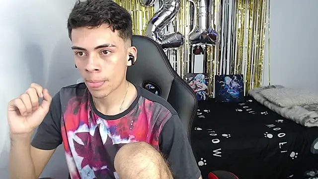 Snapshot of Rimuru17 chatting on February 19, 2026, 3:35 am Rimuru17 online show from February 19, 2026, 3:35 am