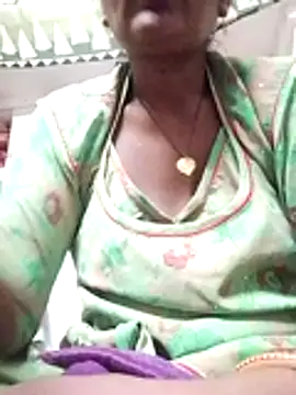 aunty sumy online show from November 29, 2025, 3:59 pm