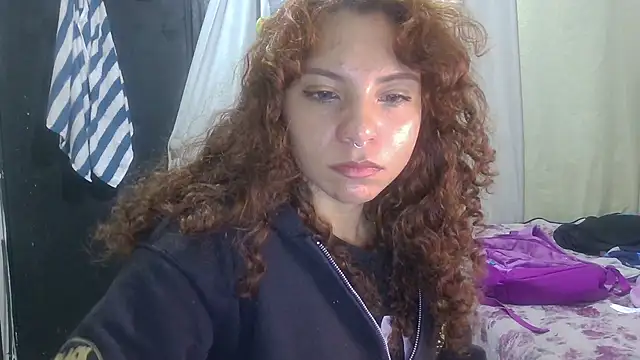 VioletV online show from May 15, 2026, 12:28 am