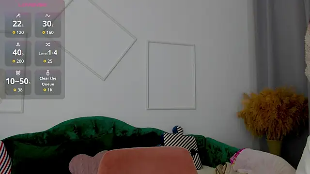 Snapshot of Little_cherryy__ chatting on September 27, 2025, 6:29 am Little cherryy online show from September 27, 2025, 6:29 am
