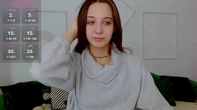 Snapshot of Little_cherryy__ chatting on October 9, 2025, 6:33 am Little cherryy online show from October 9, 2025, 6:33 am