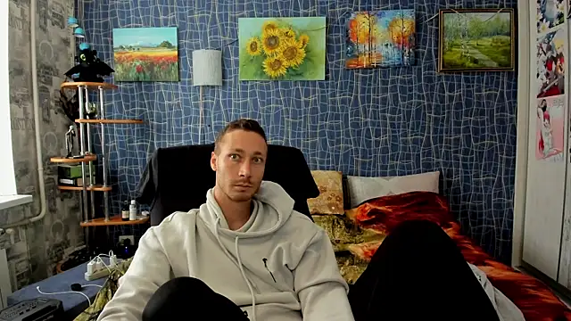 Snapshot of CuteBoy228 chatting on October 30, 2025, 12:17 pm CuteBoy228 online show from October 30, 2025, 12:17 pm