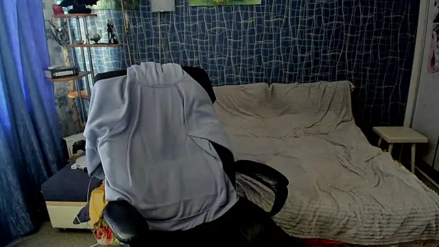 Snapshot of CuteBoy228 chatting on May 9, 2026, 10:31 am CuteBoy228 online show from May 9, 2026, 10:31 am