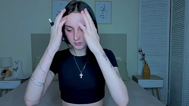 Little moly999 online show from December 13, 2025, 10:15 pm