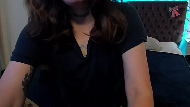 LilaVame online show from October 7, 2025, 12:02 pm