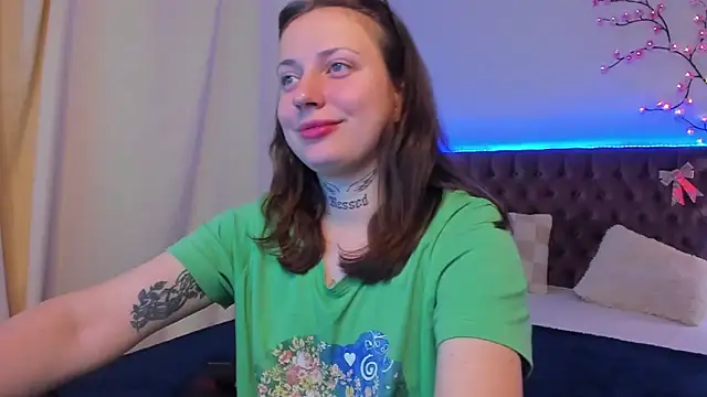 LilaVame online show from October 19, 2025, 7:36 pm