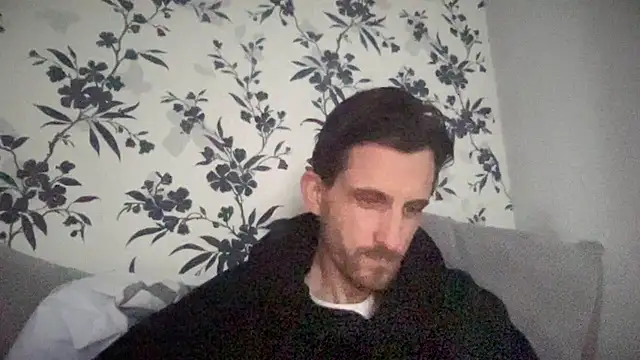 Big8inchUncutCock online show from April 28, 2026, 4:01 pm