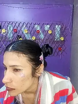 karinnahotdirty online show from September 24, 2025, 10:46 pm