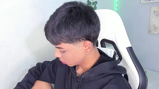 Thomas wil online show from October 29, 2025, 7:21 am