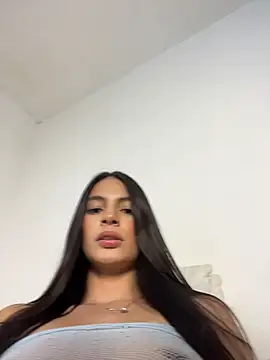 MartiinaRosse online show from July 18, 2026, 3:00 am