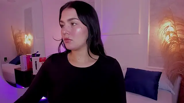 Snapshot of cristina_gallardo chatting on May 24, 2026, 2:16 am cristina gallardo online show from May 24, 2026, 2:16 am