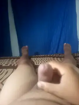 cora08 online show from November 14, 2025, 8:18 pm