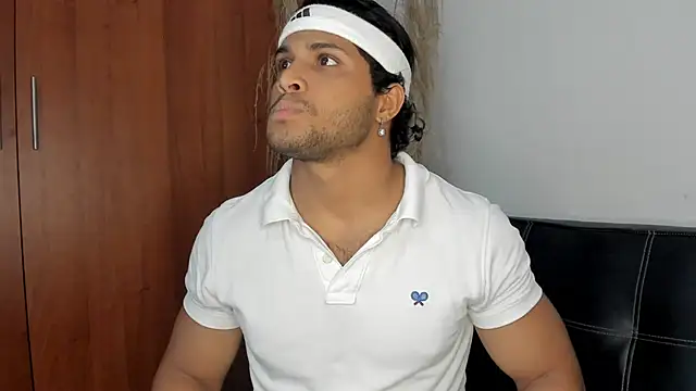 Evansdark1 online show from November 20, 2025, 10:42 pm